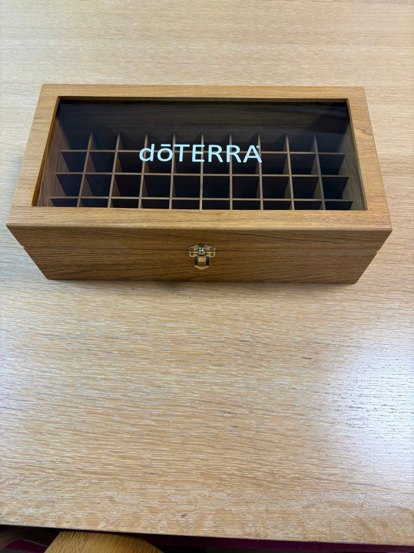 ドテラ doTERRA 木箱 ウッドボックス 50本収納