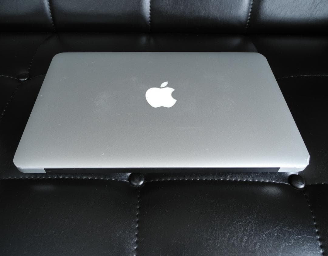 MacBook Air 11インチ 2014 高速SSD交換済