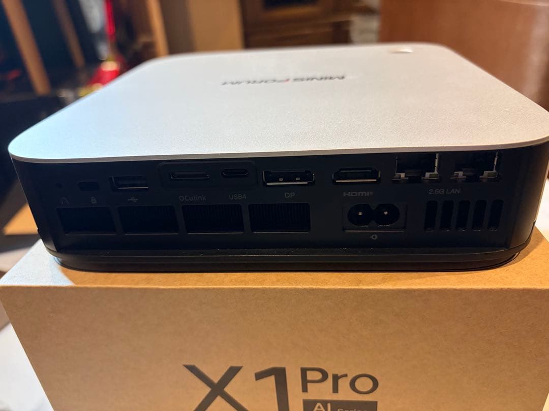 【数時間のみ使用　美品】MINISFORUM X1 Pro 370