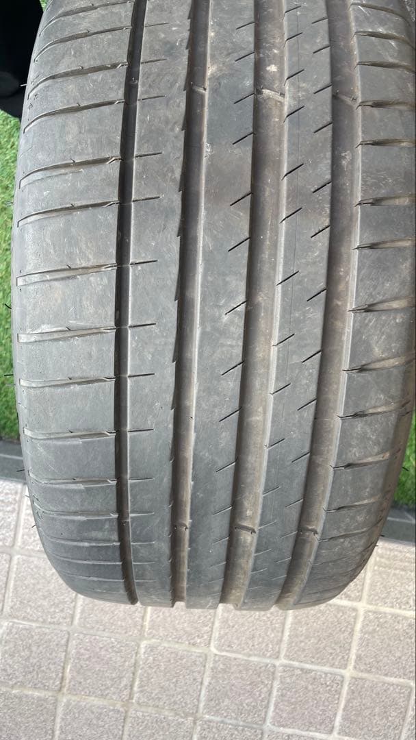 MICHELIN PILOT SPORT 4 235/40ZR18 1本