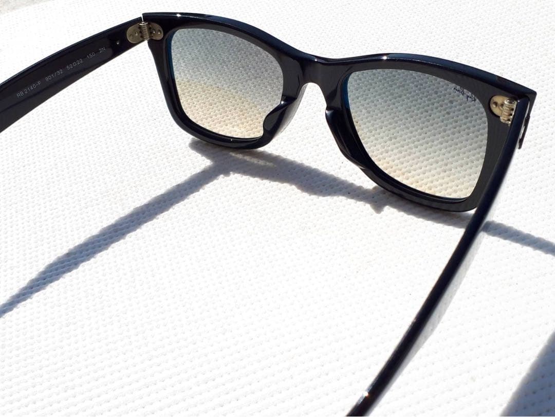Ray-Ban ウェイファーラー RB2140F 901/32 グラディエント