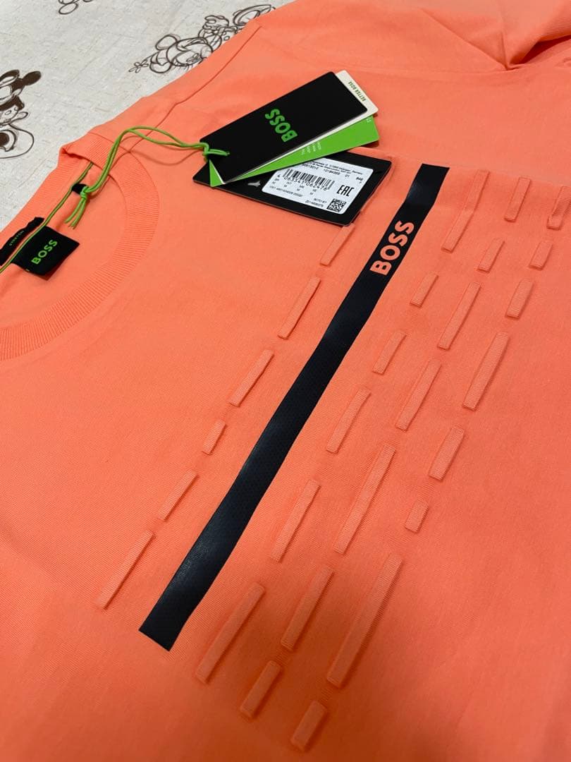 HUGO BOSS 新品未使用　メンズ　tシャツM