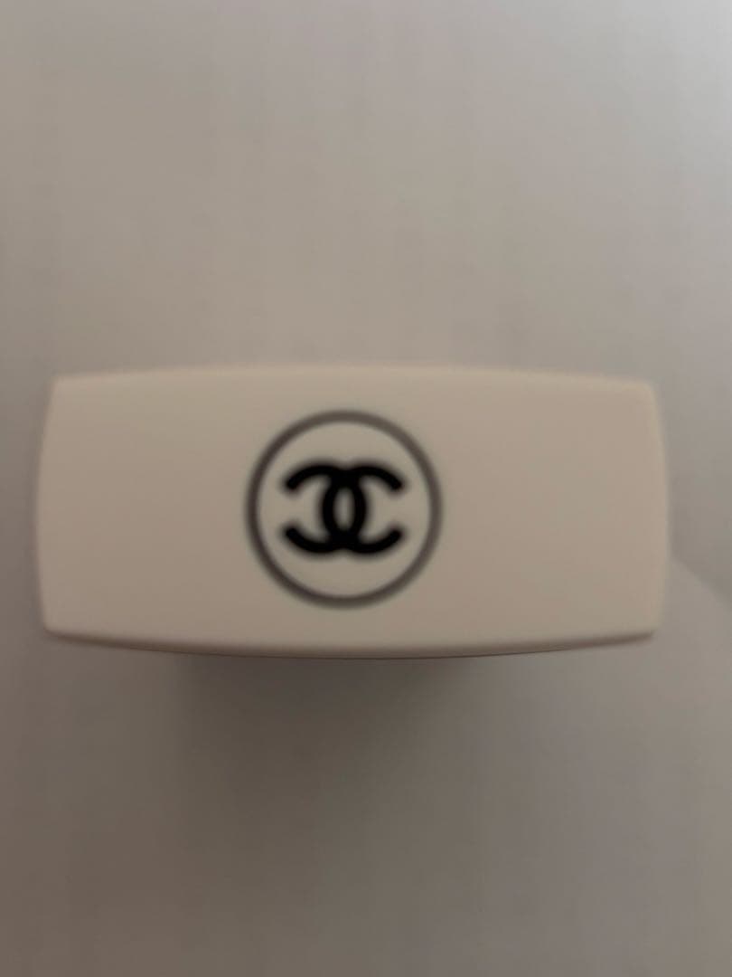 化粧下地 CHANEL LE BLANC LA BASE 30ml
