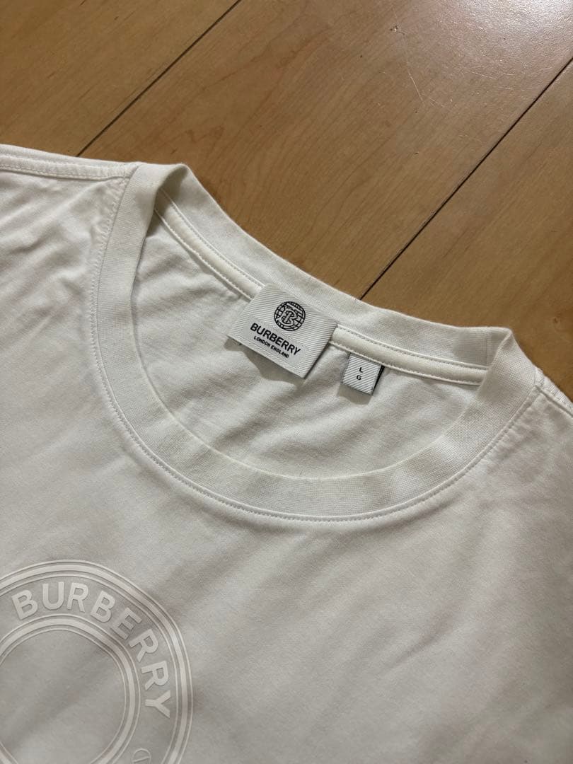 バーバリー　ホワイトTシャツ　正規品