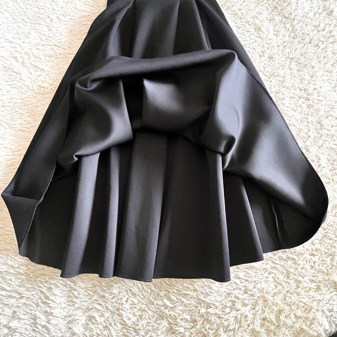 【美品】JENNE ジェンヌ クラシカルタックフレアスカート ブラック　L