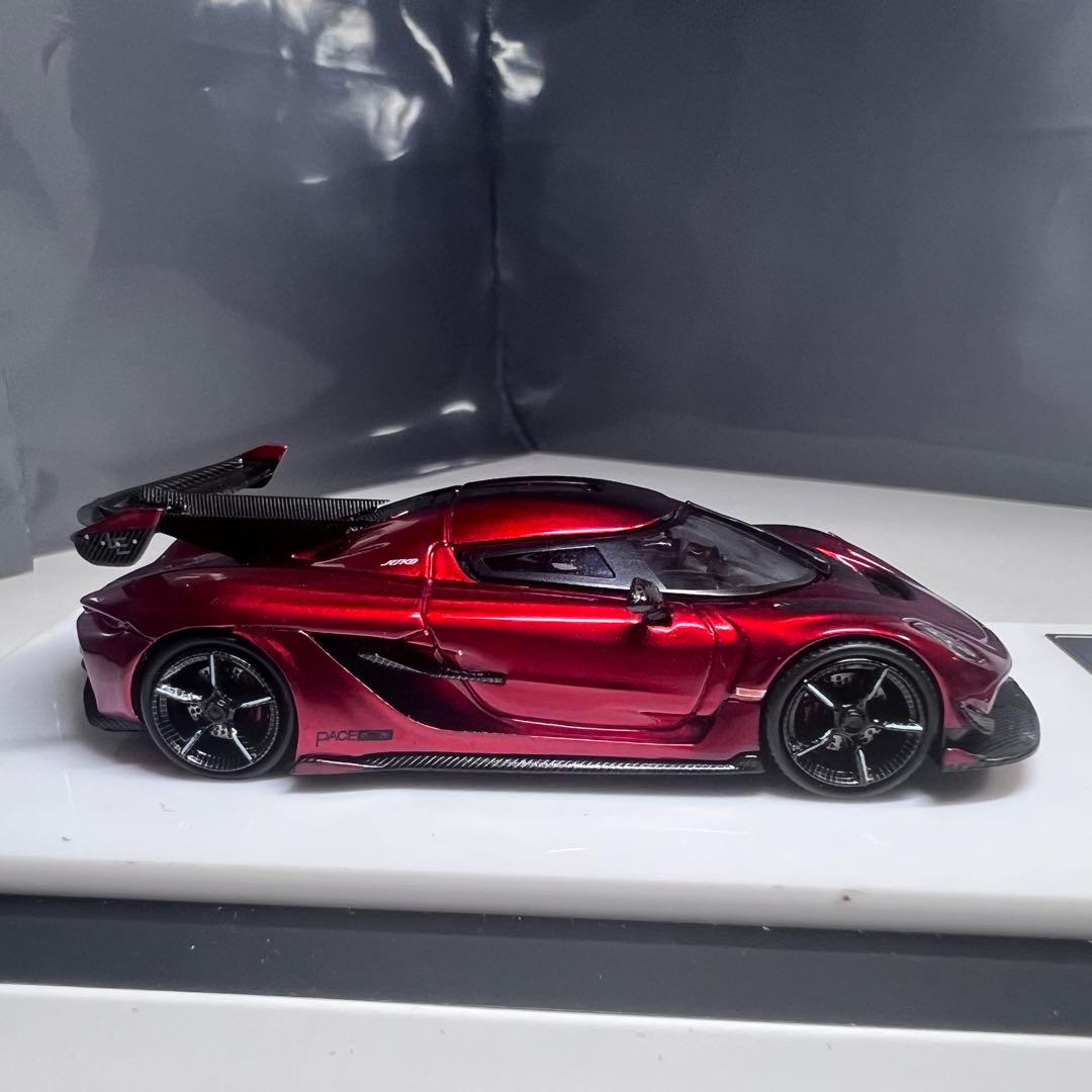 HKM Premium ケーニグセグ ジェスコ 1/64 ミニカー