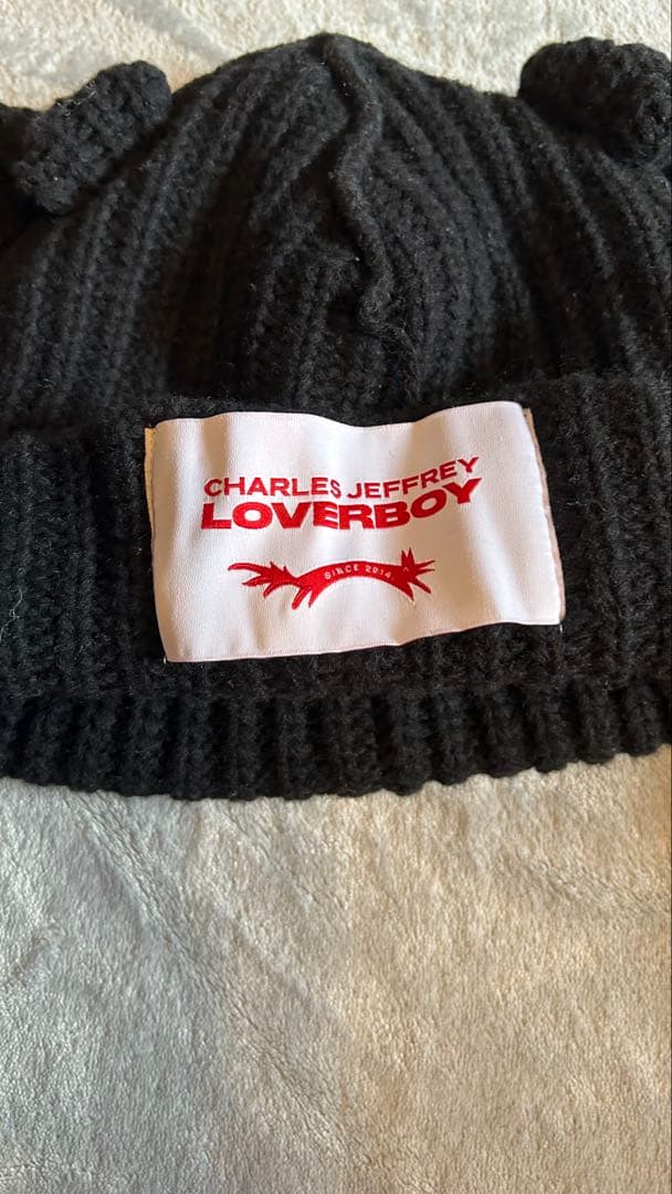 CHARLES JEFFREY LOVERBOY 黒ニット帽