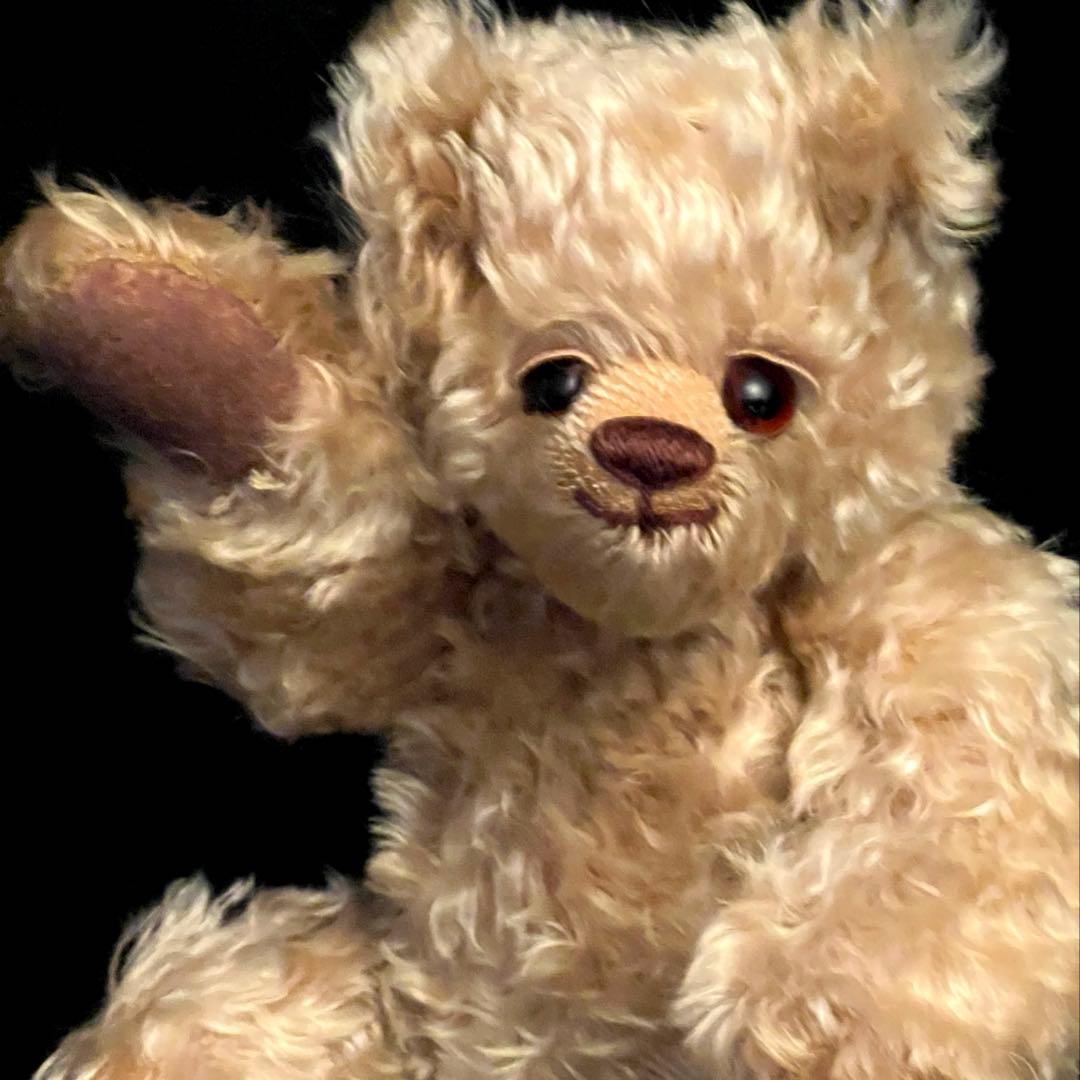 [サエサ]テディベア　ぬいぐるみ　作家　日本　置物