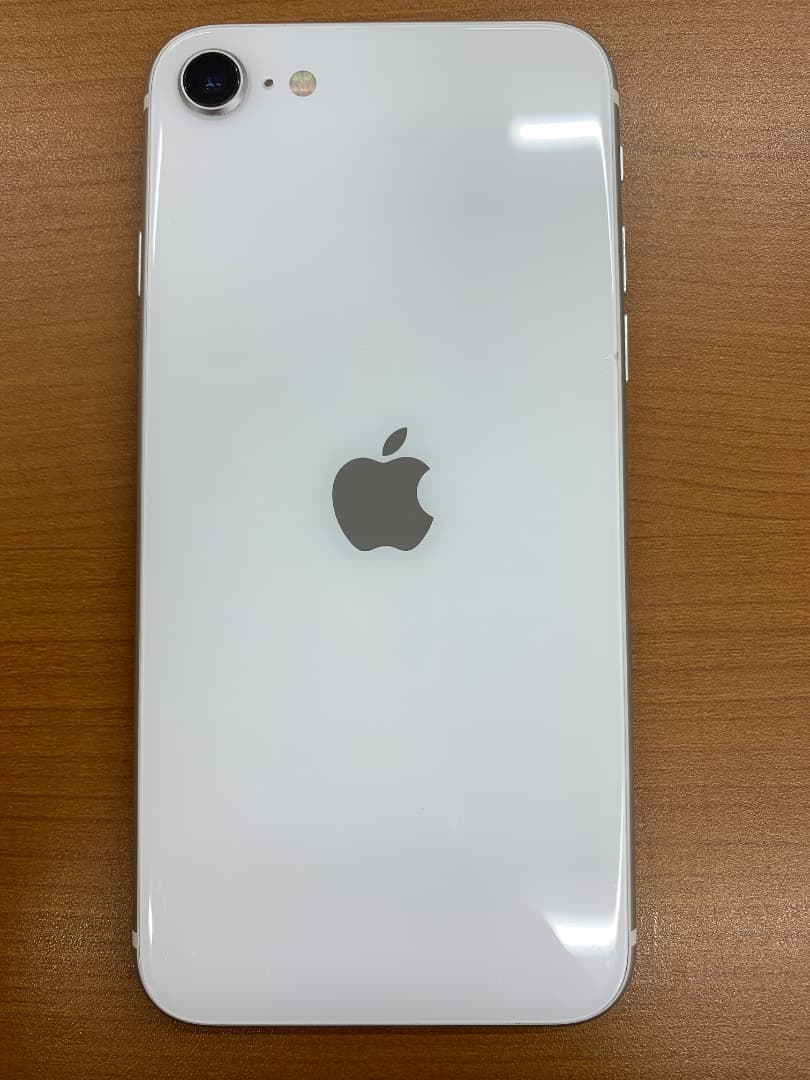 シ*場様 動作確認済 iPhoneSE 128GB ID P9054