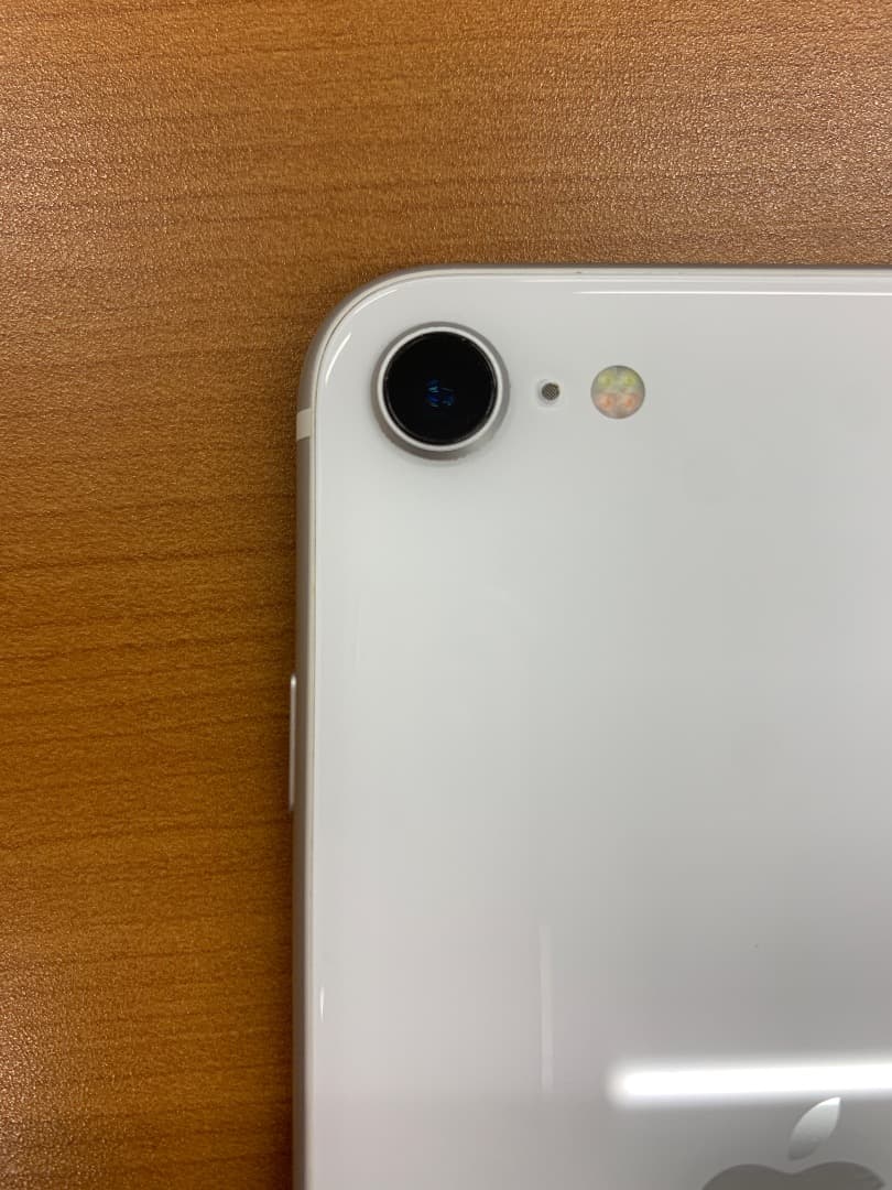 シ*場様 動作確認済 iPhoneSE 128GB ID P9054