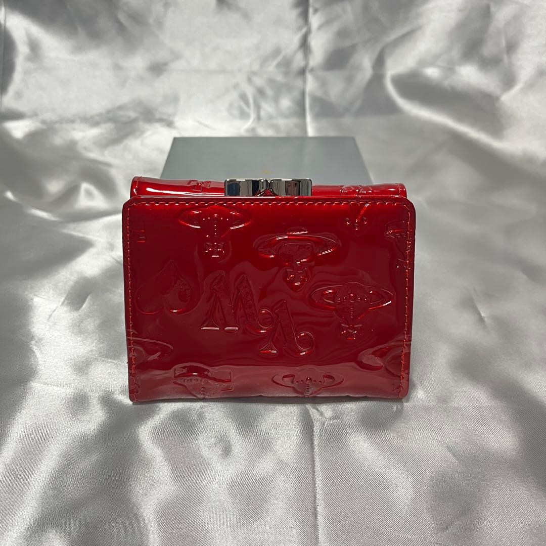 新品 Vivienne Westwood エナメル赤 ヴィヴィアン内装 三つ折り