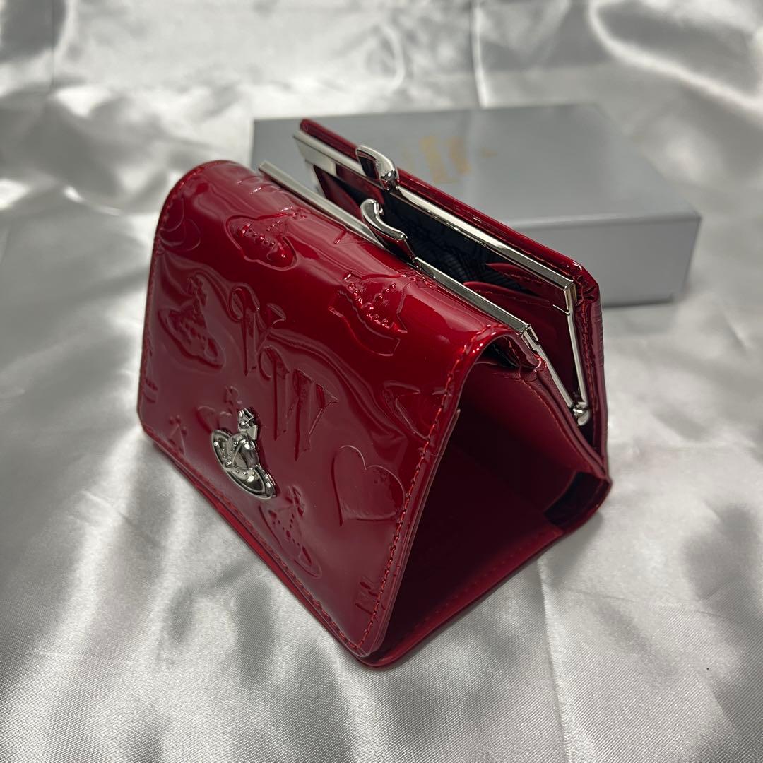新品 Vivienne Westwood エナメル赤 ヴィヴィアン内装 三つ折り