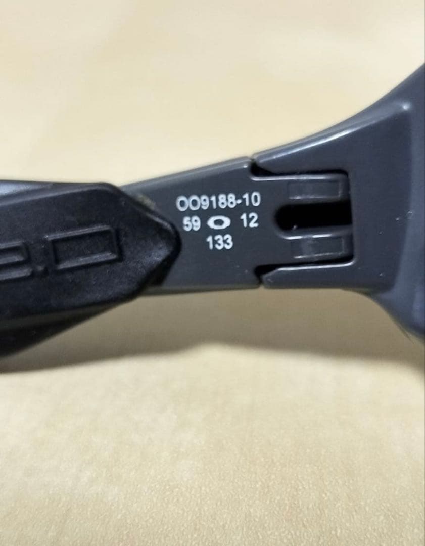 状態良好 レンズ新品 OAKLEY FLAK 2.0