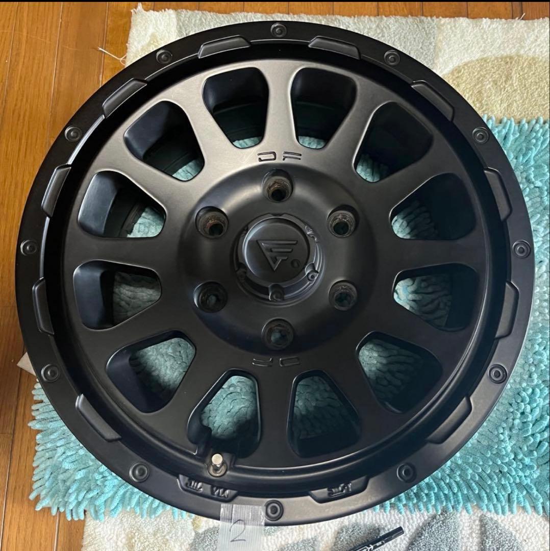DELTA FORCE OVAL 4本　１６インチ　ハイエース　3月まで値下げ