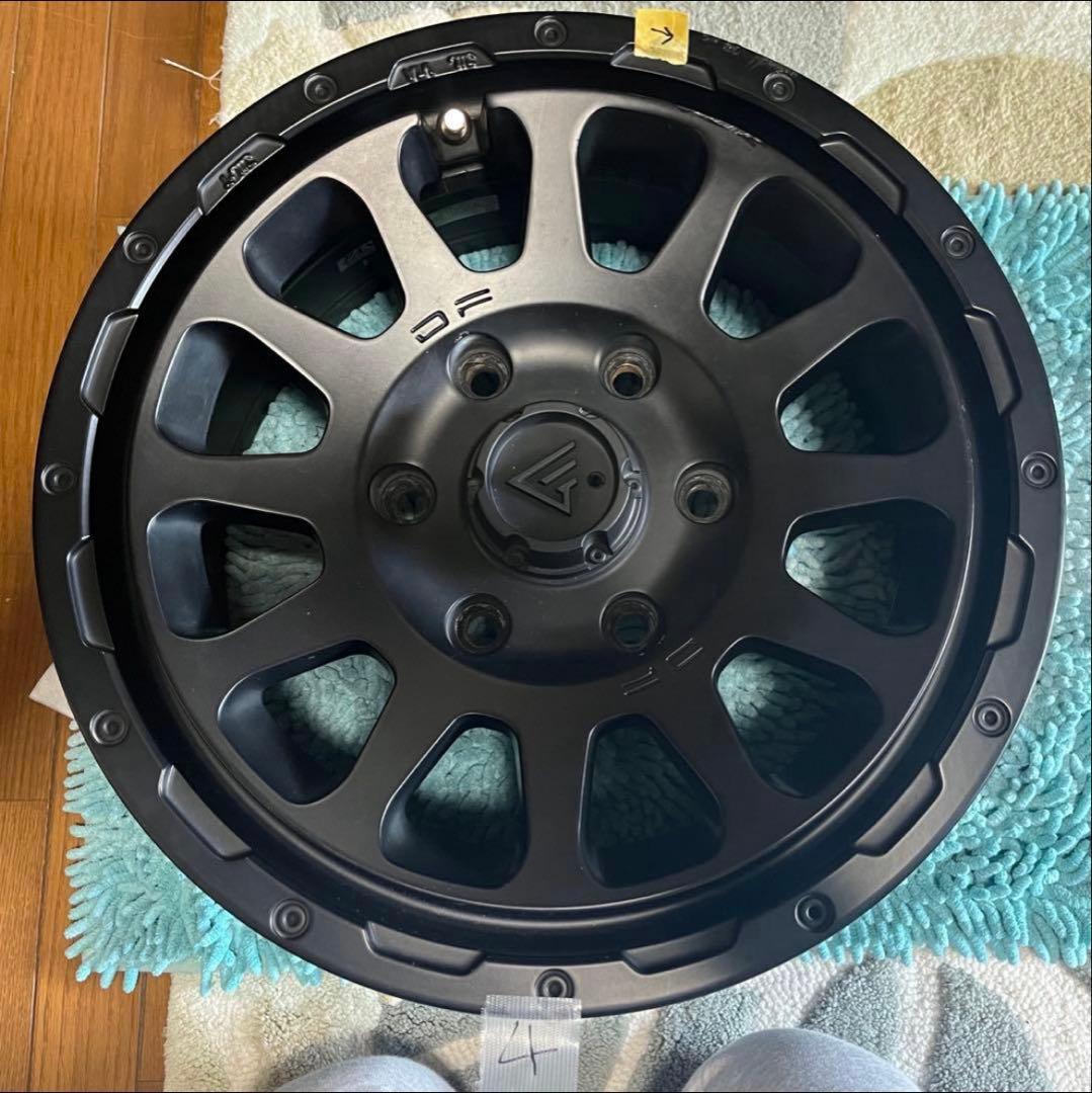 DELTA FORCE OVAL 4本　１６インチ　ハイエース　3月まで値下げ
