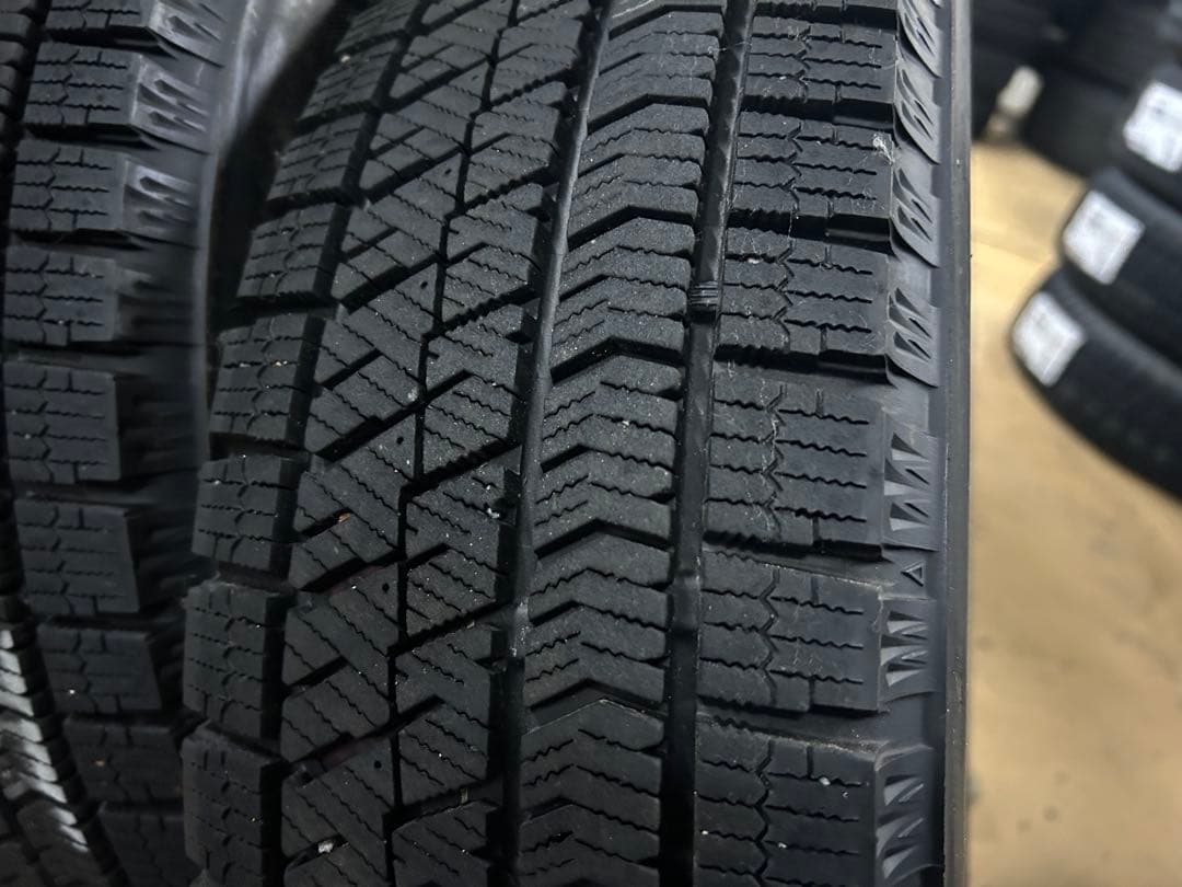 VRX2 スタッドレスタイヤ 165/65R15