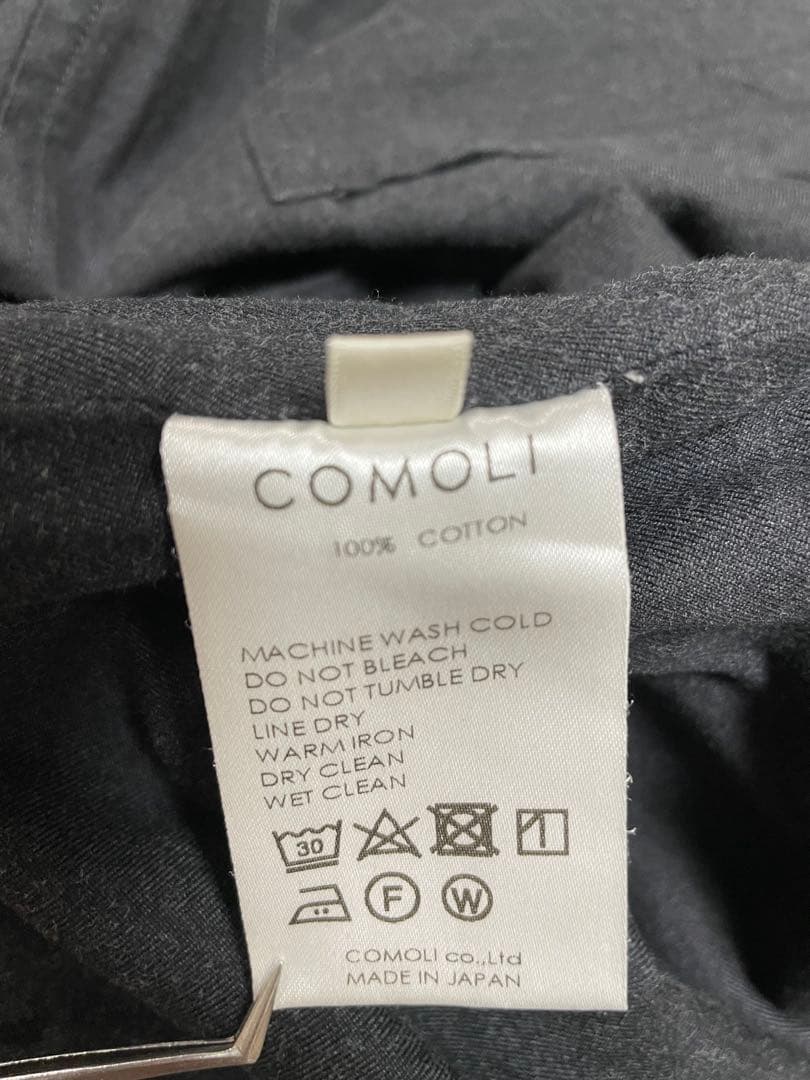 comoli コットンネル テーパード パンツ コモリ チャコール