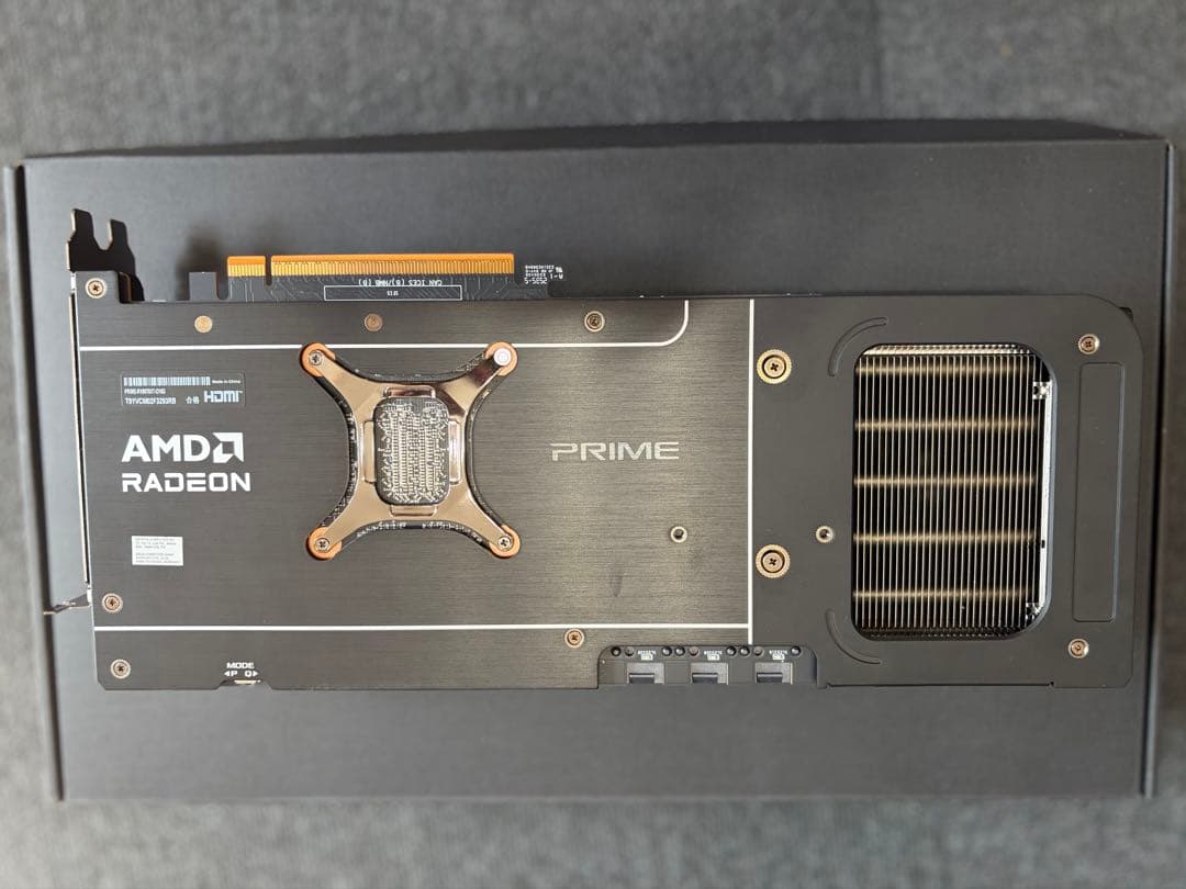 グラフィックボード・グラボ・ビデオカード ASUS PRIME Radeon RX 9070 XT 16GB
