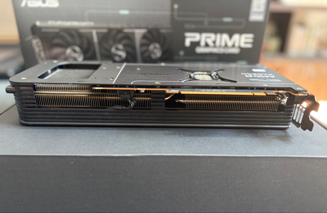 グラフィックボード・グラボ・ビデオカード ASUS PRIME Radeon RX 9070 XT 16GB