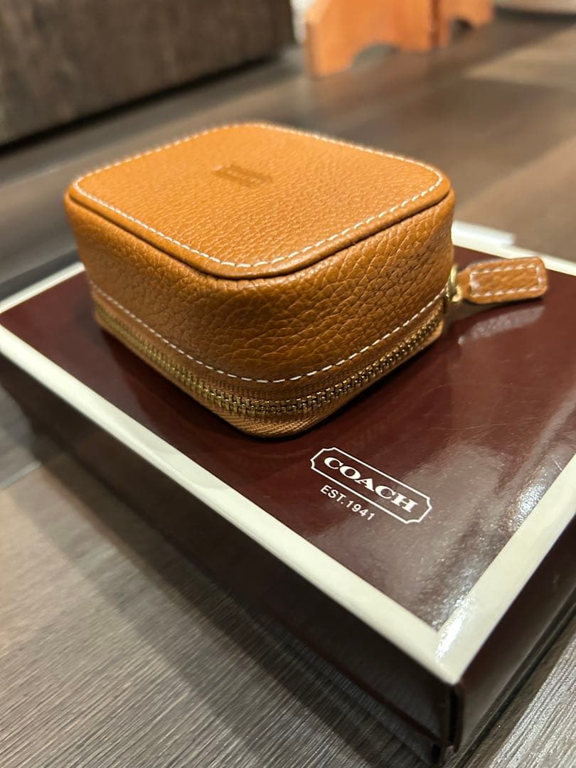 【未使用】【美品】COACH レザー ピルケース 薬瓶3個付き