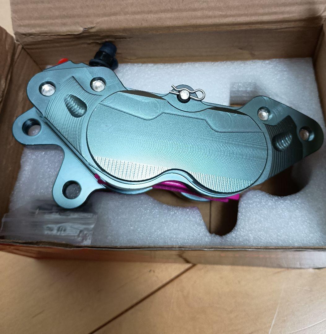 bromrbo 4pod 40mmピッチ おまけ付き　brembo frando