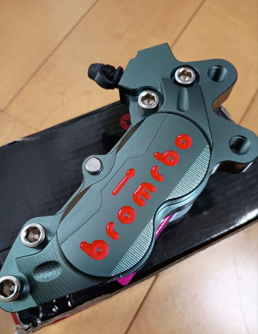 bromrbo 4pod 40mmピッチ おまけ付き　brembo frando