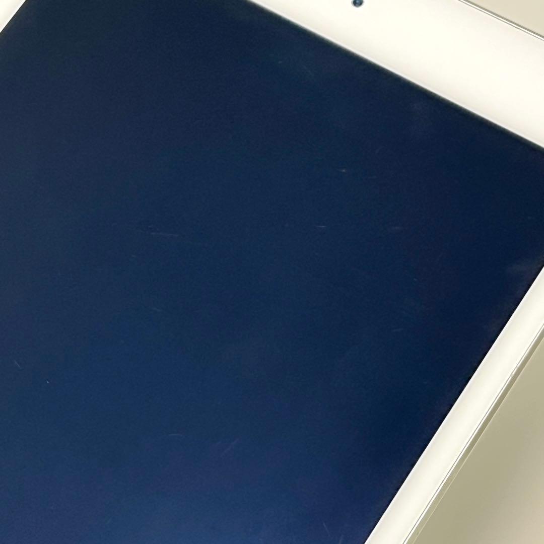 iPad mini4 128GB Wi-Fiモデル 7.9インチ 本体㊺