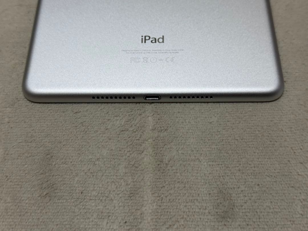 iPad mini 4世代 128GB Wi-Fi