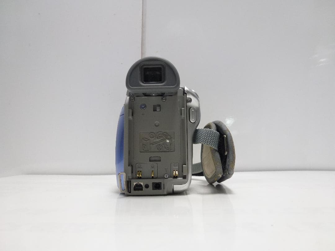 希少　動作品　Victor ビクター　デジタルビデオカメラ　GR-D200-A