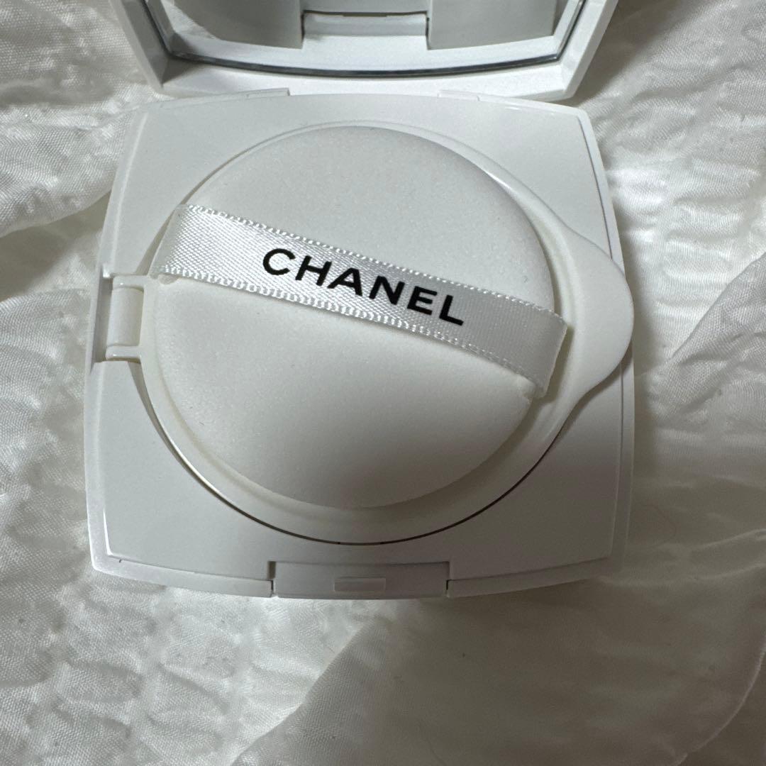 シャネル ル ブラン トーンアップロージータッチ 【限定品、未使用品】