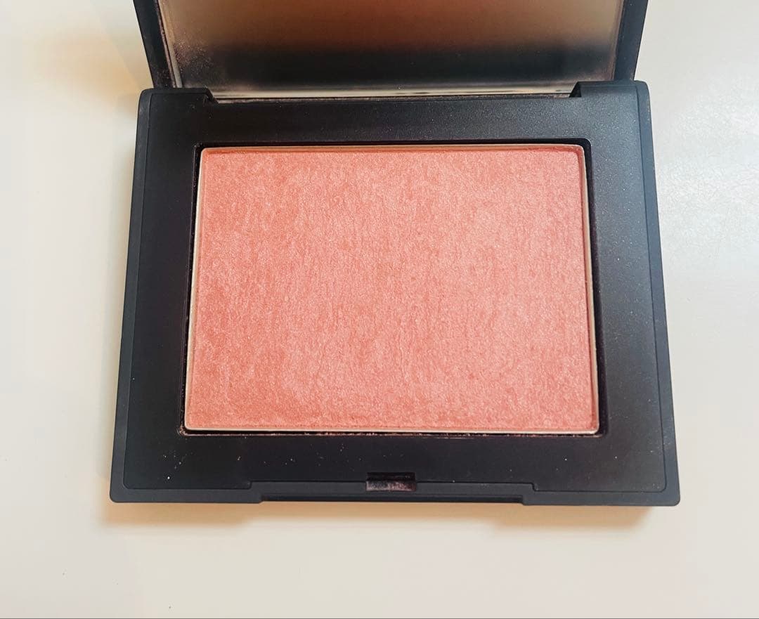 NARS チーク Loves Me Not 906 限定