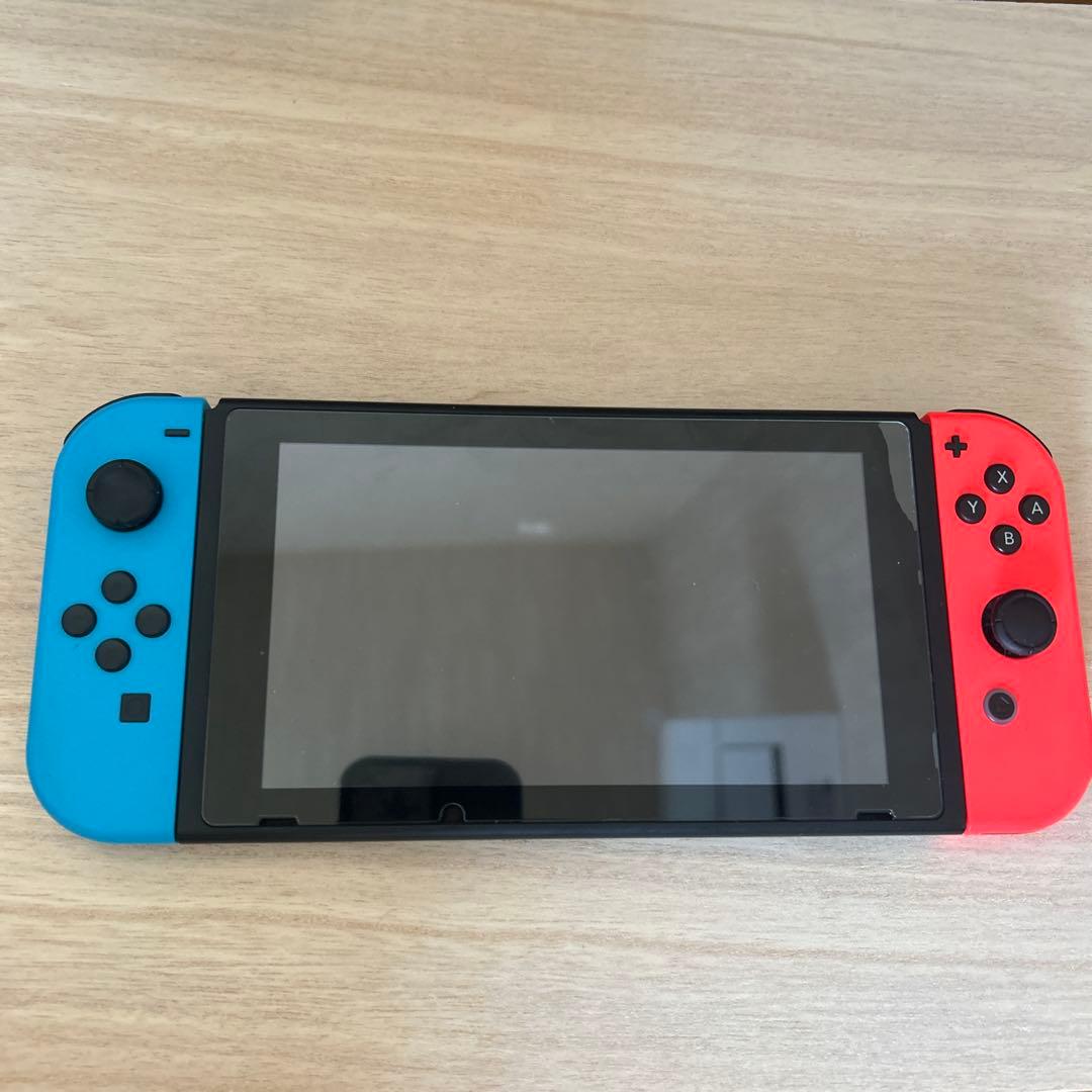 Nintendo Switch 本体 ネオンレッド／ネオンブルー