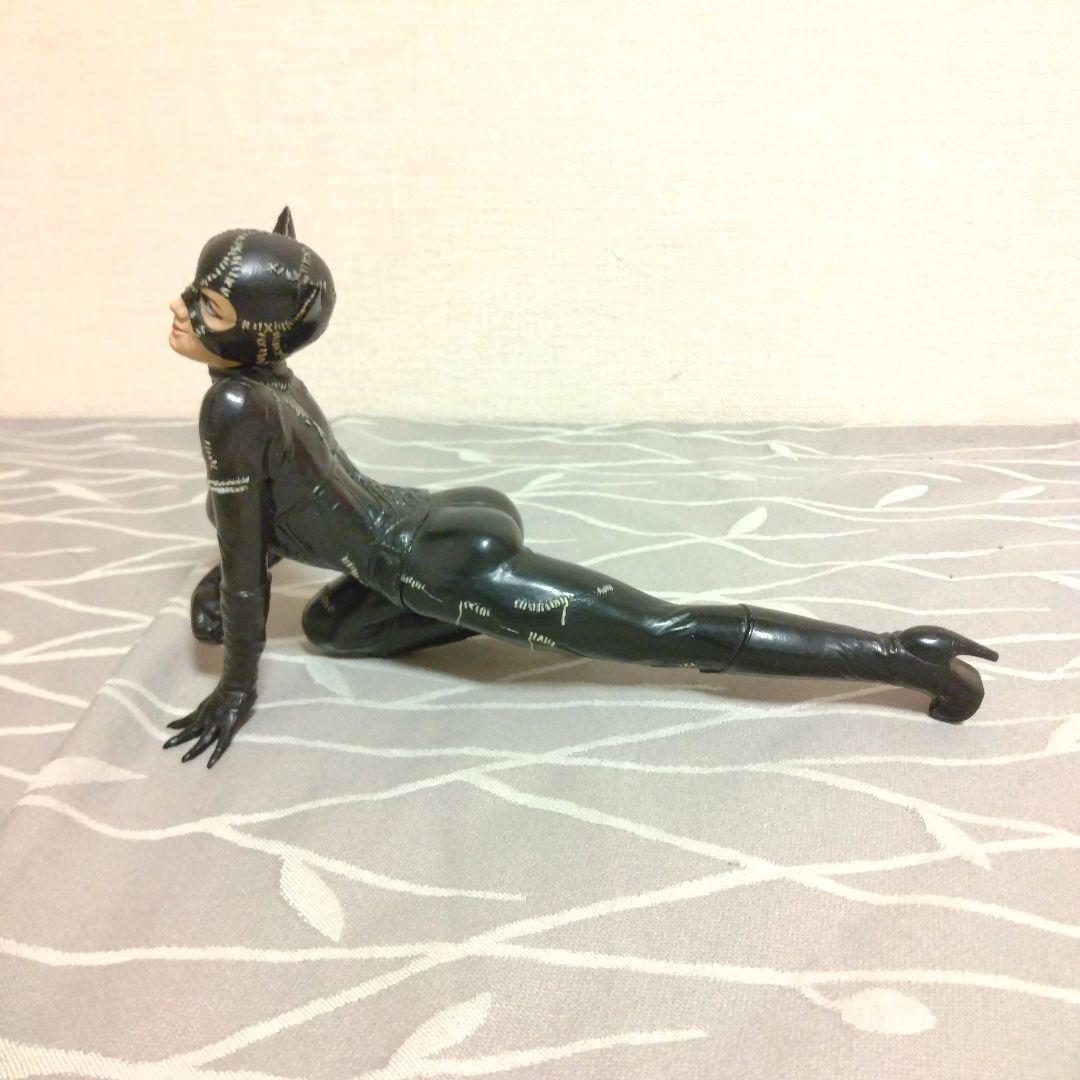 バットマンリターンズ 1/6 キャットウーマン フィギュア ソフビ