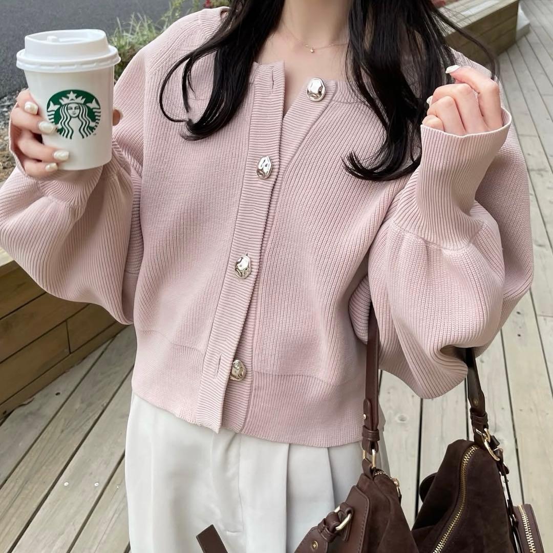 hinari ニュアンスボタンニットカーデ　ピンク　タグ付き　新品未開封