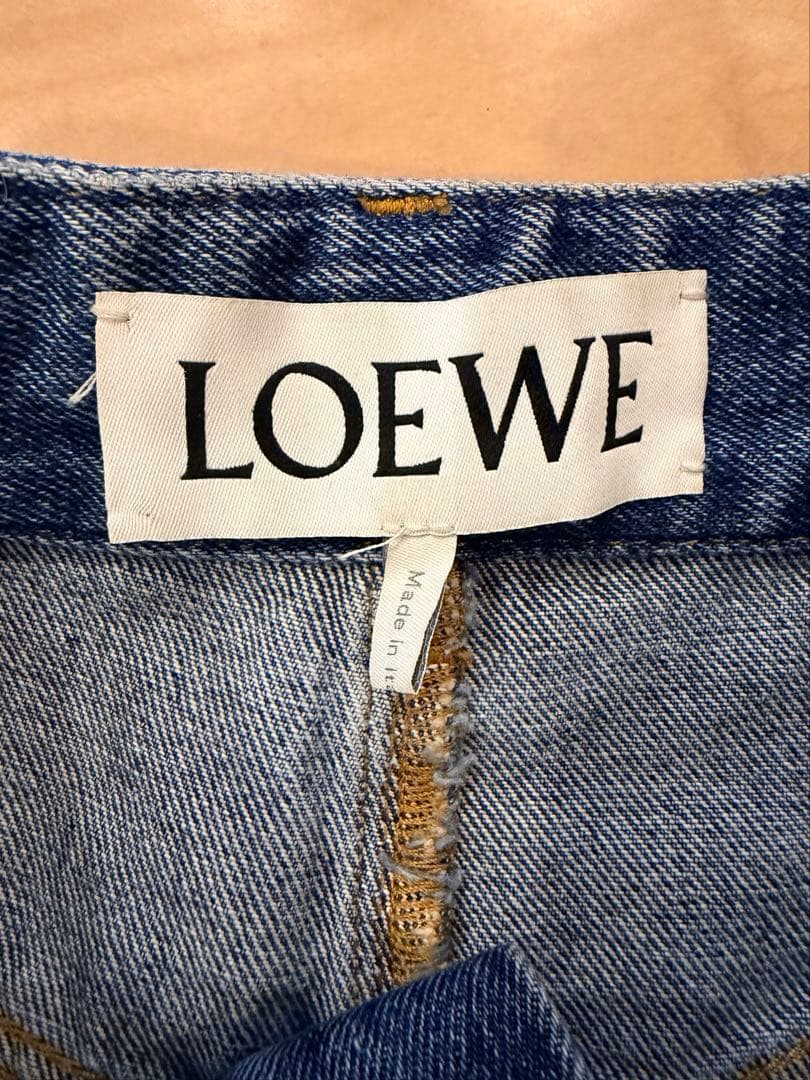 【m】LOEWE アナグラム 刺繍入りデニムショートパンツ