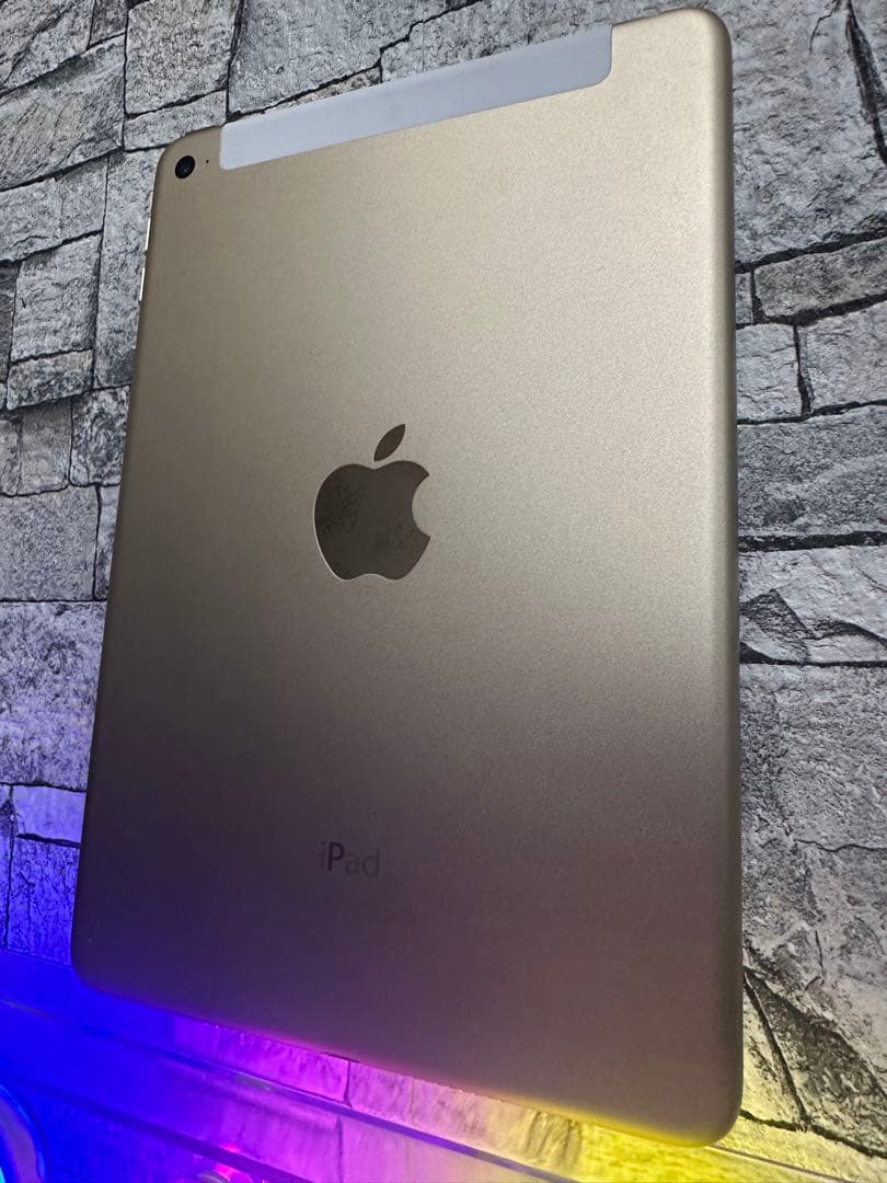 iPad mini 4 ゴールド　Wi-Fi Cellular モデル