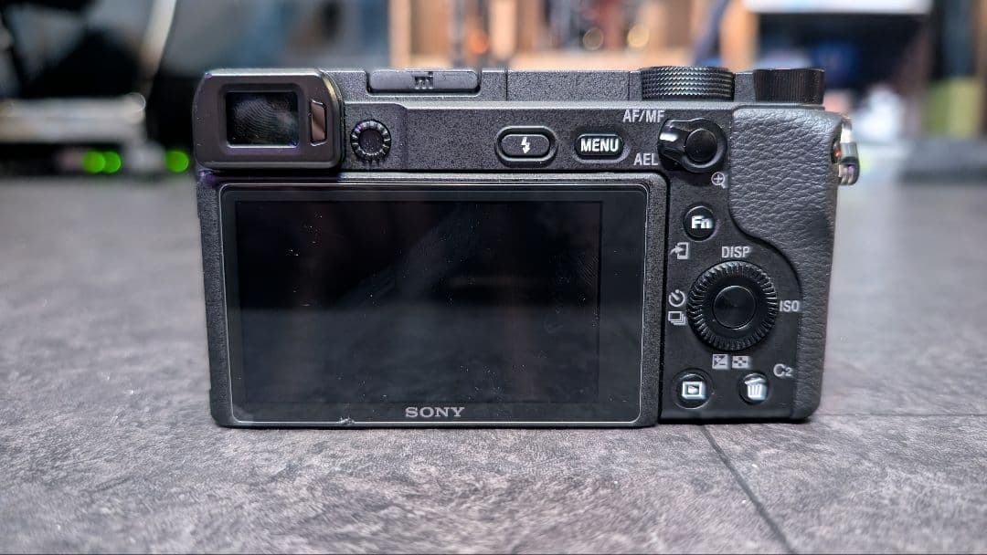 SONY a6400 ミラーレスカメラ シャッター回数2052