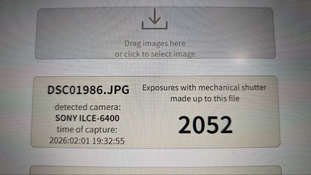 SONY a6400 ミラーレスカメラ シャッター回数2052
