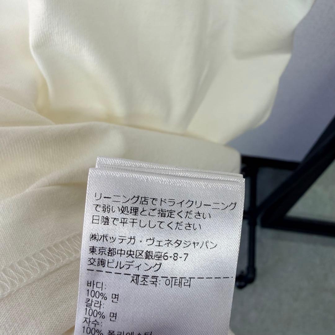 bottega veneta ロゴ刺繍 ロールアップ tシャツ