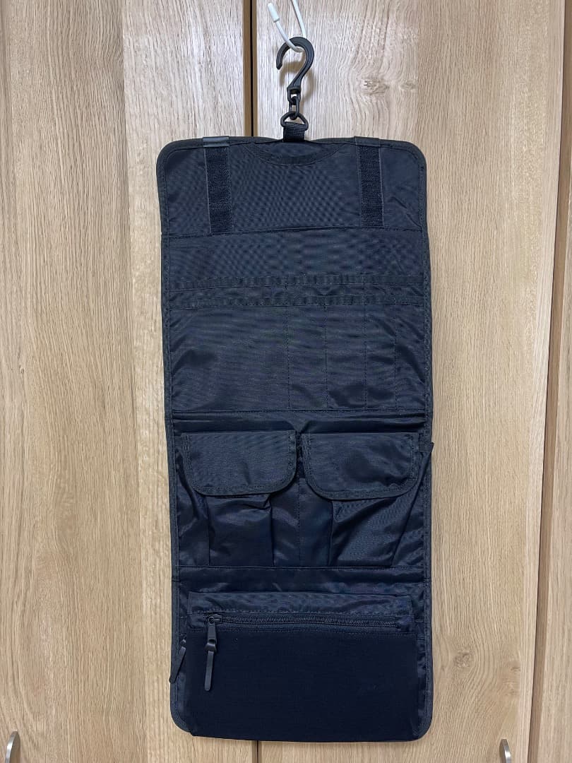 美品 new peak トラベルポーチ 黒 CORDURA®生地