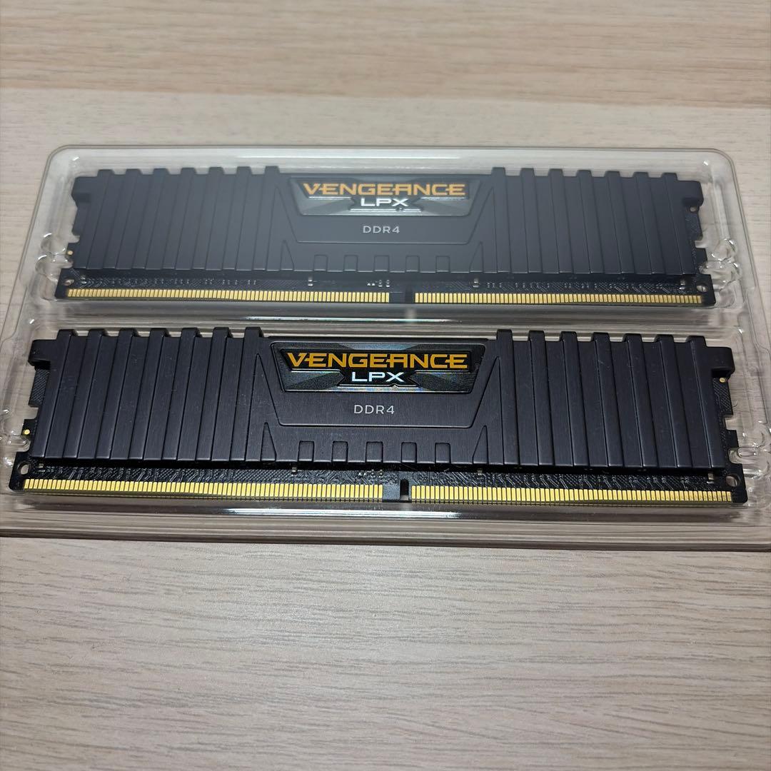 デスクトップPC用メモリ DDR4-3200 32GB(16GB×2)