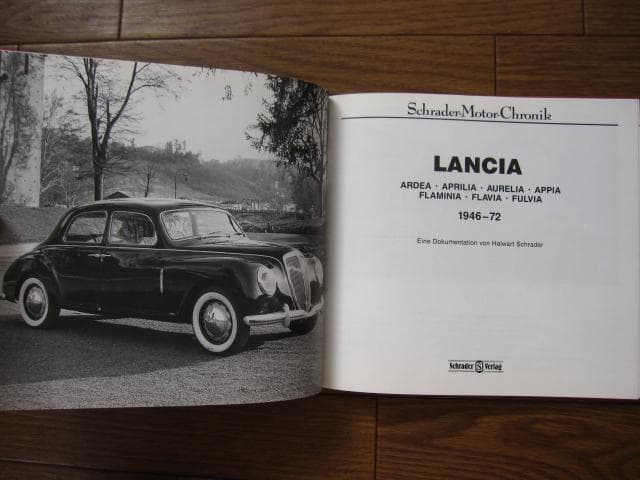 洋書 Schrader Motor Chronik LANCIA 1946-72