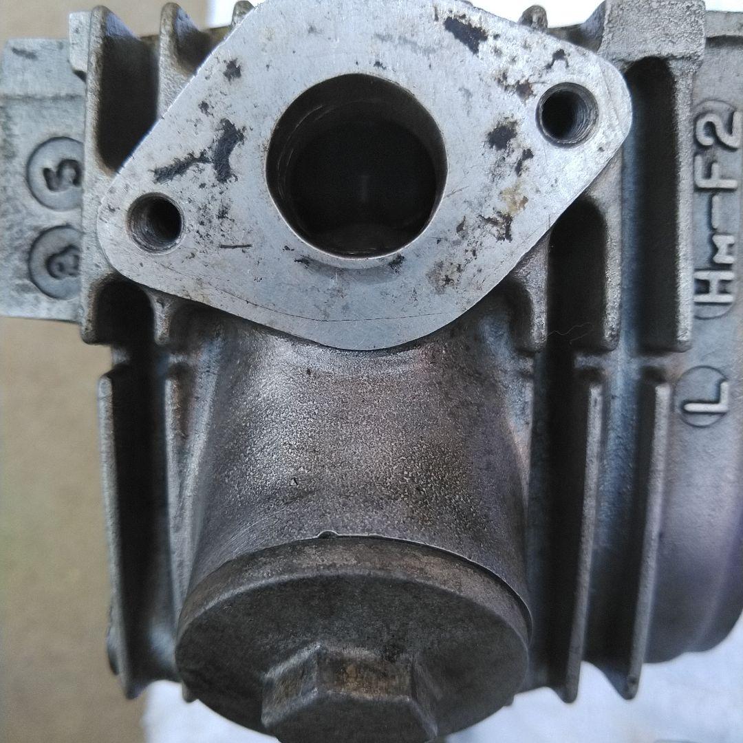 ホンダ モンキー 6V.Z50J,ST50HM-F2 シリンダーヘッド と付属品