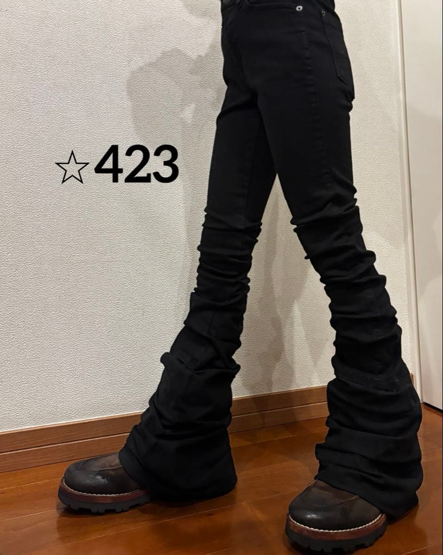 ブラック　フレアデニム　裾だめ　レザー　y2k archive スキニー　裾重ね