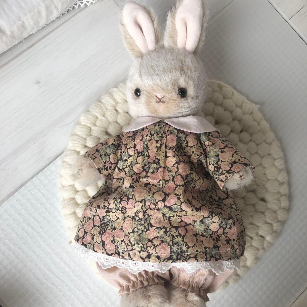 ハンドメイド　ライオンラビットちゃん　クラシカルドレス