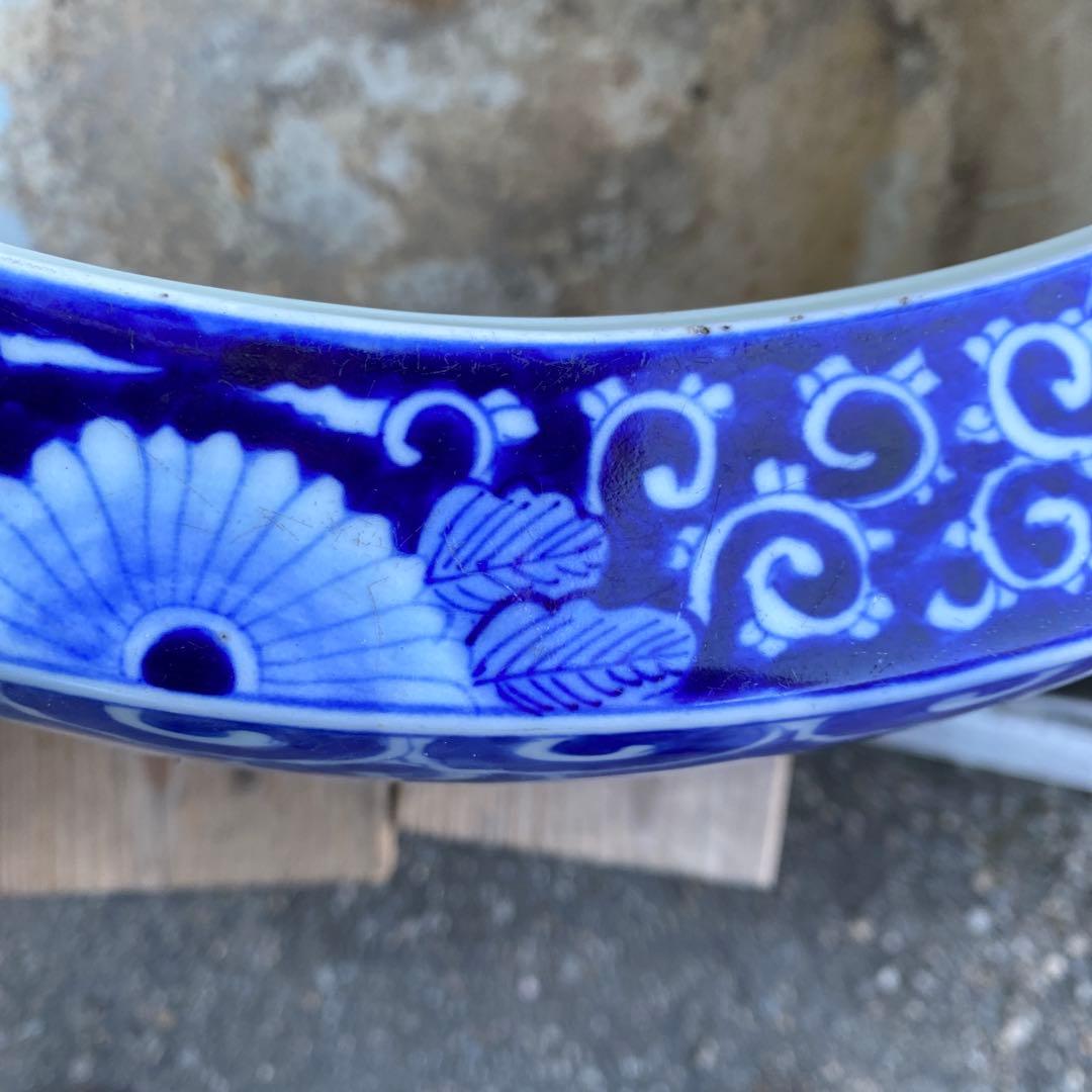 ピ*カ様 さらに値下げ骨董 大型 火鉢 伊万里 染め付け 鳳凰紋　睡蓮鉢 金魚