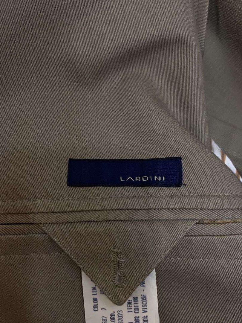 LARDINI ベージュコットン3ピースセットアップ　スーツ　サイズ46