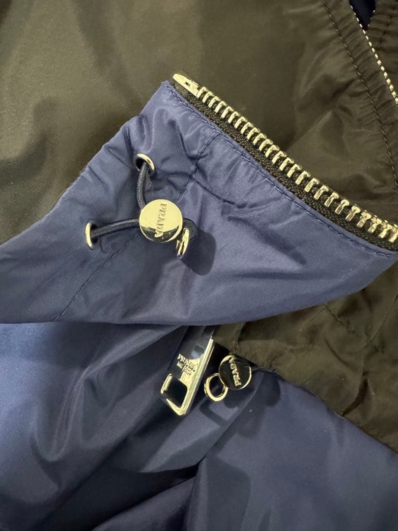 PRADA 黒 /青　リバーシブルジャケット