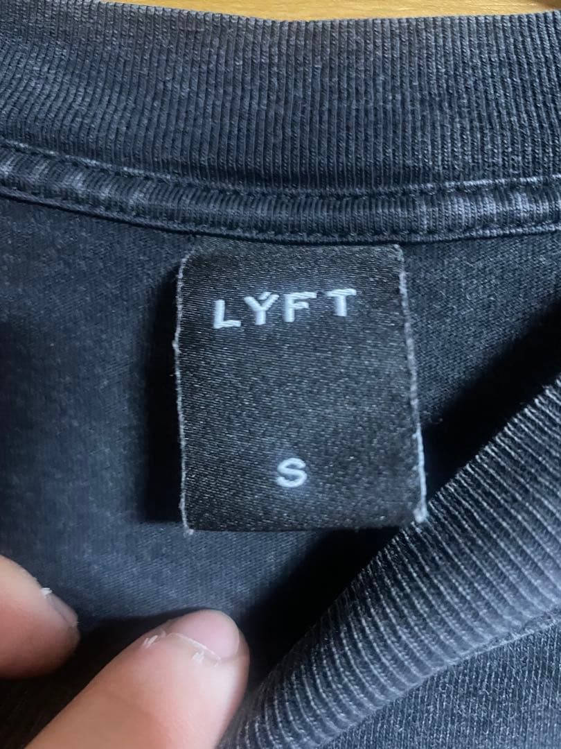 Lyft LYFT エクストラビッグTシャツ　エドワード加藤　chest day