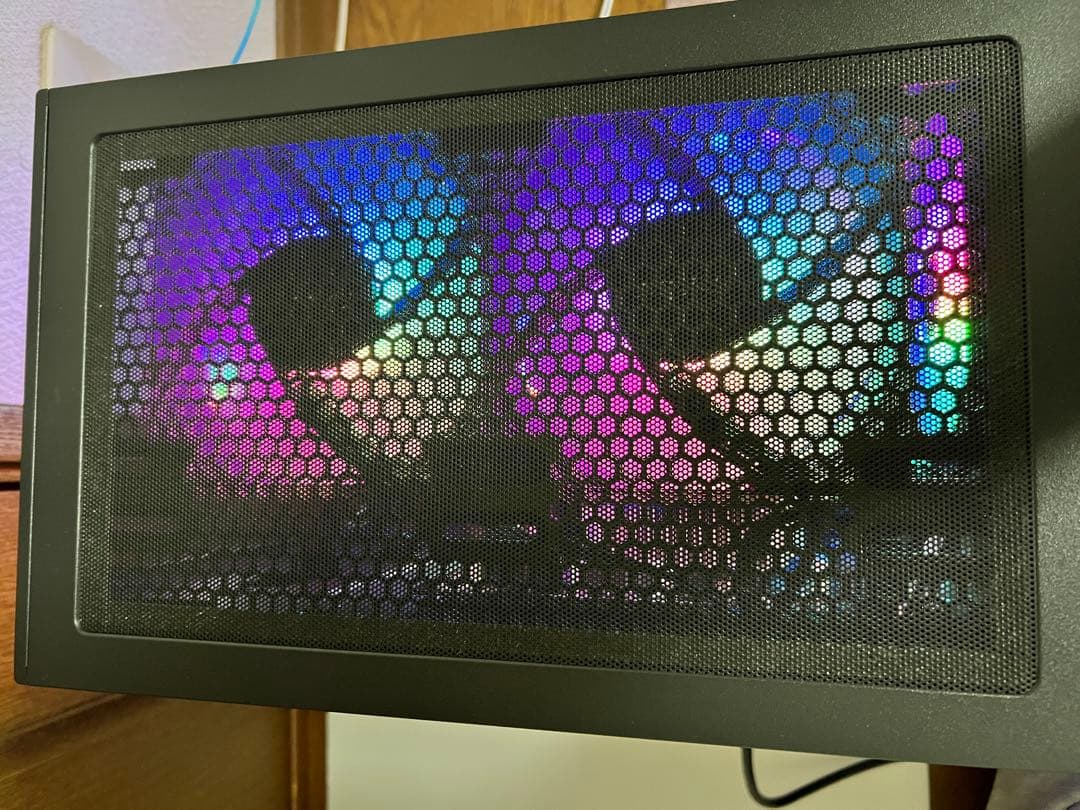 人気ゲーム快適動作✨光るゲーミングPC